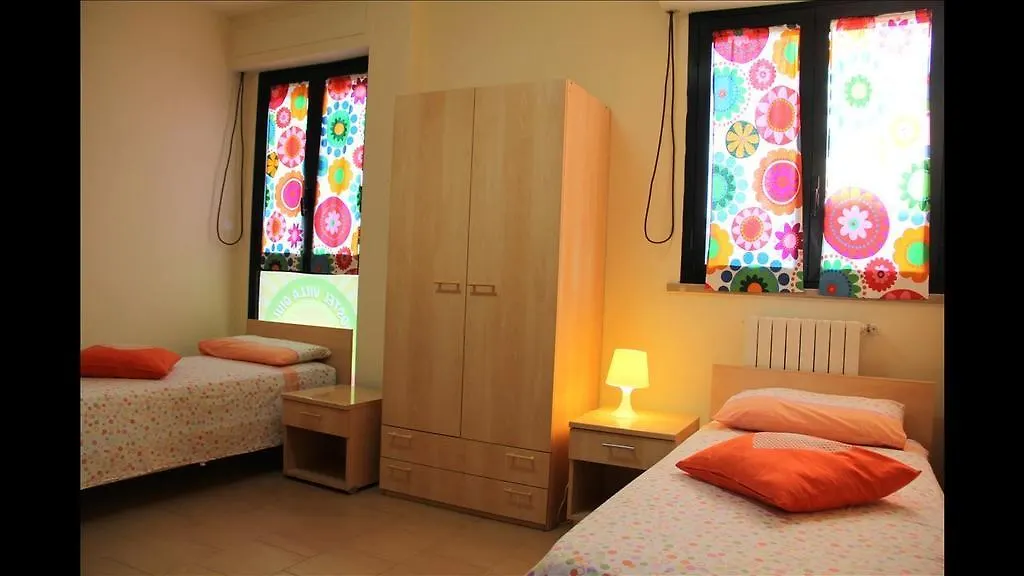 Guest house Hostel Pisa Villa Giulia Italy
