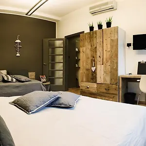 Suite11 Holiday home Como